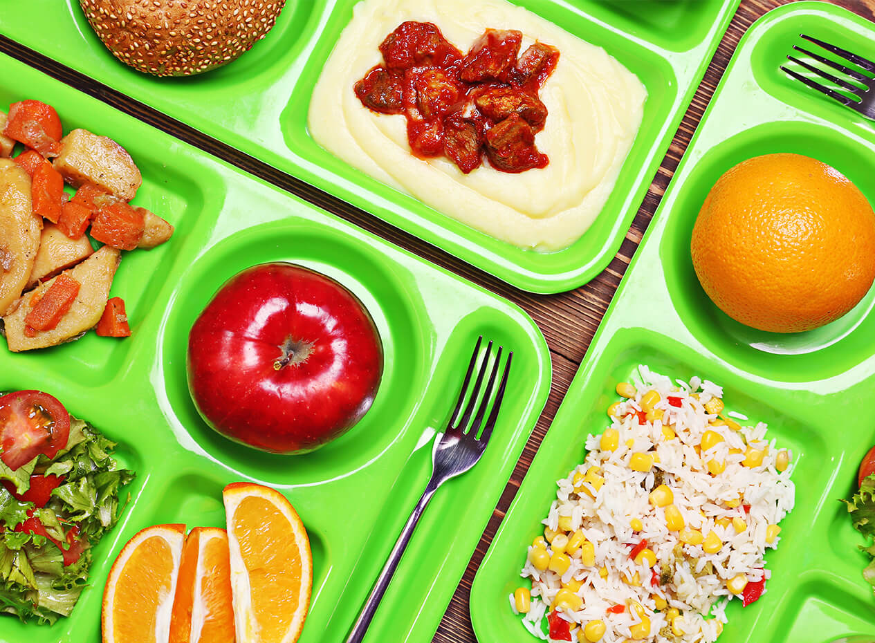 Les jeunes mangent moins bien à l'école qu'à la maison