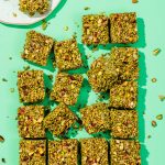 Carrés à la guimauve matcha-pistache