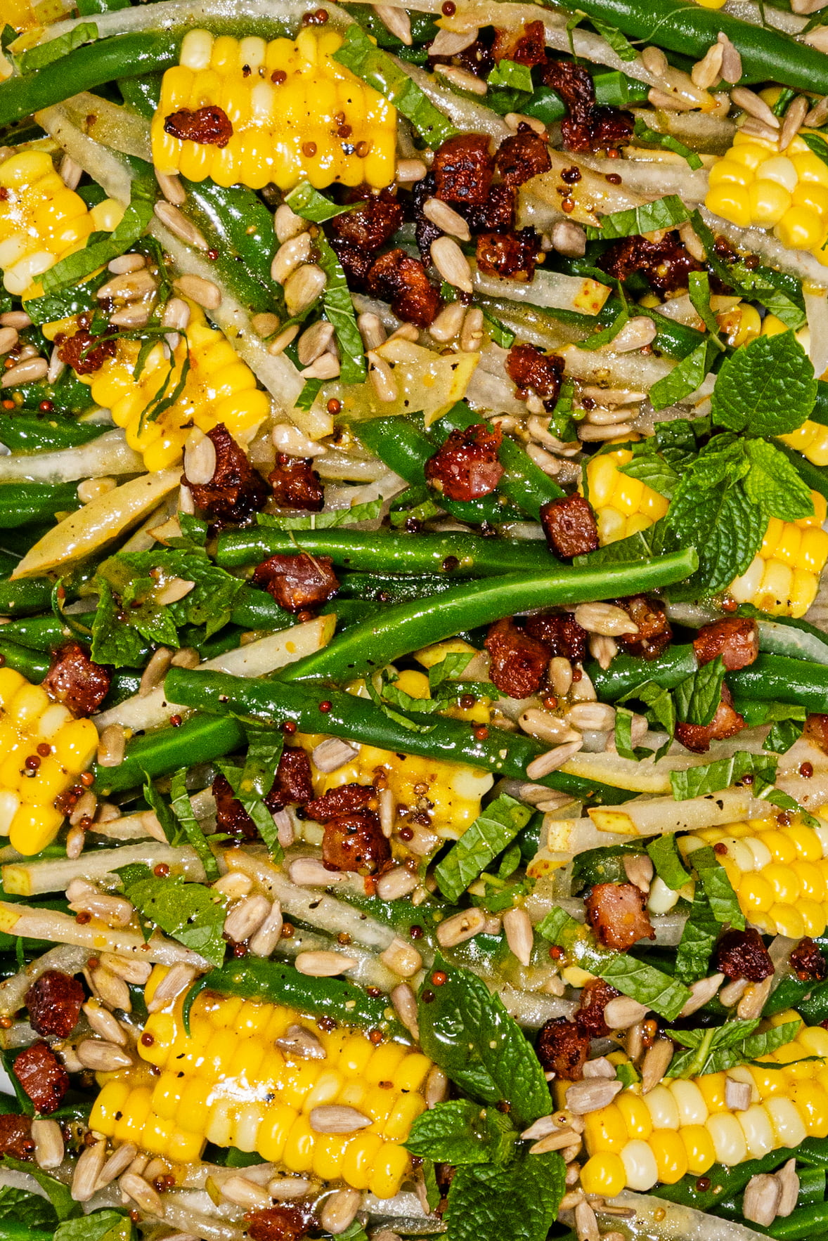 Salade haricots verts avec maïs et pancetta