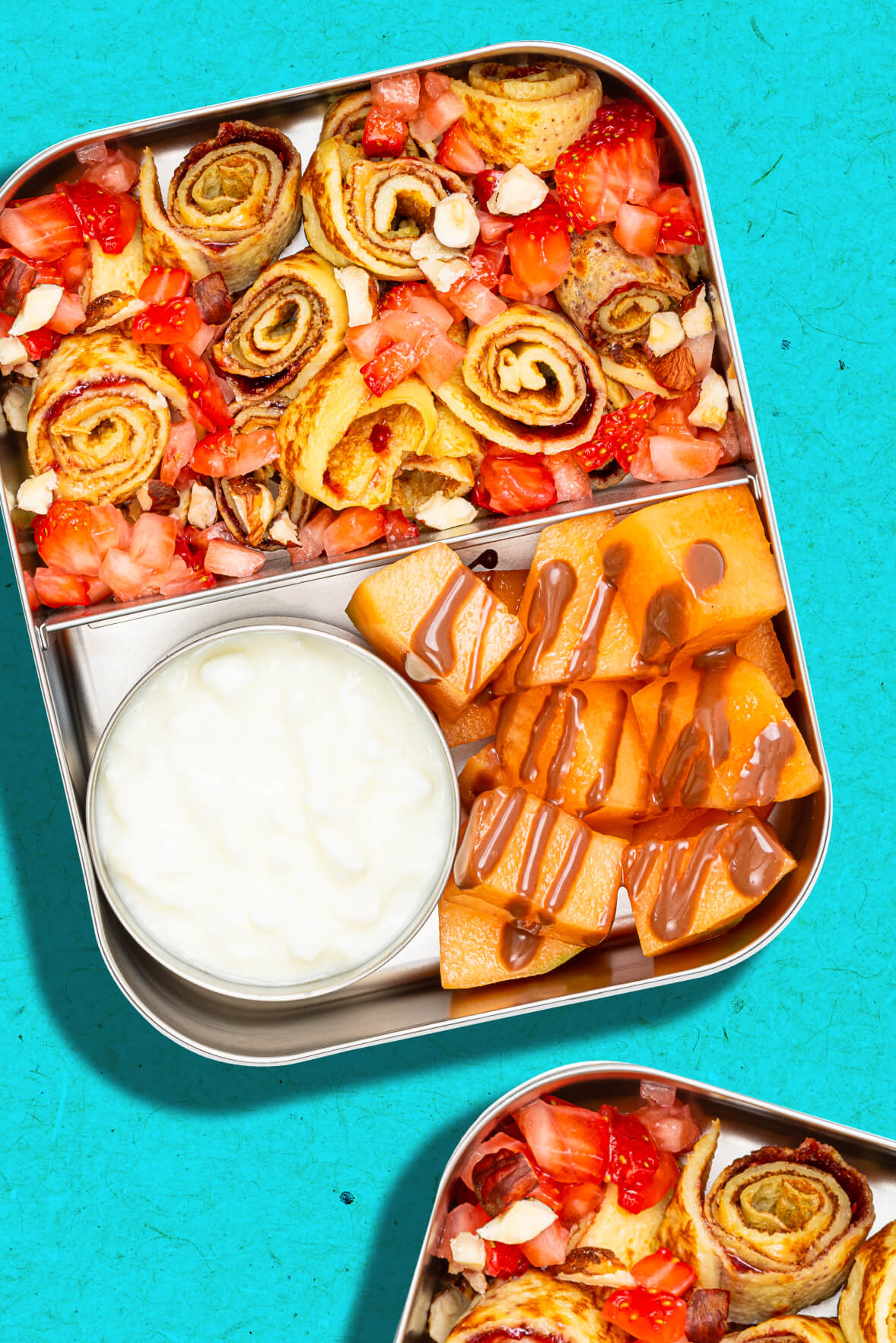 Crêpes roulées aux fraises