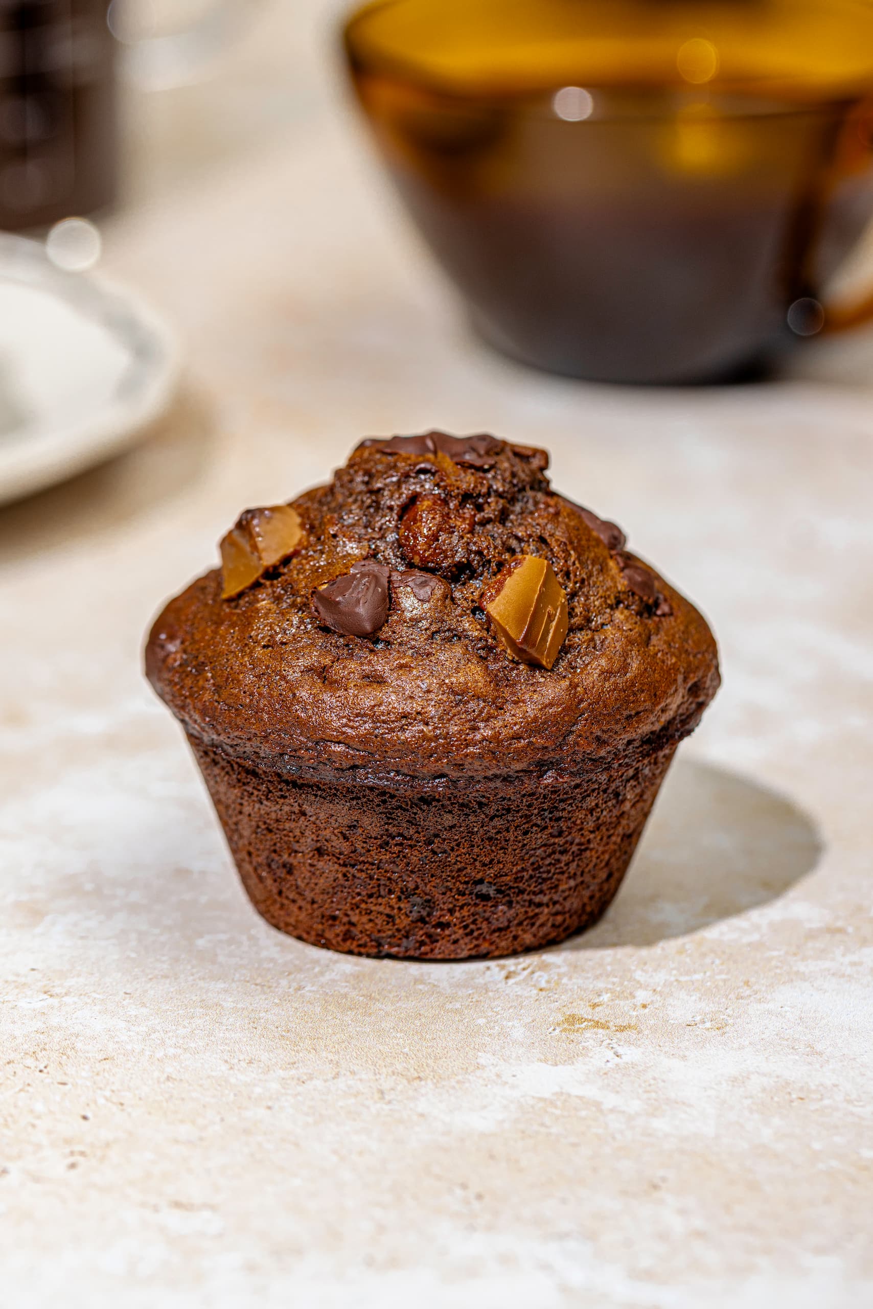 Muffins double chocolat ultra moelleux (avec chocolat noir et chocolat au lait)