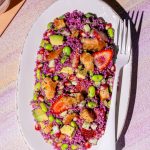 Salade de quinoa rose et de saumon fumé
