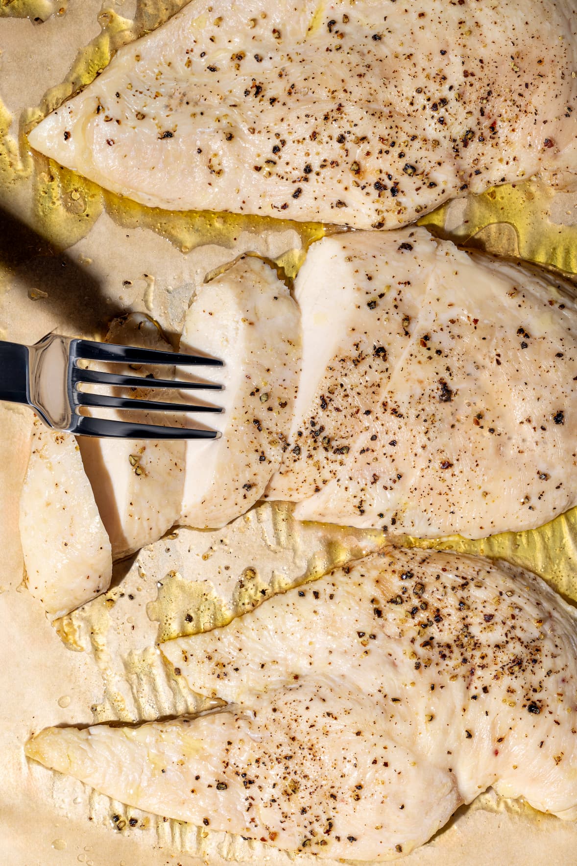 Poitrines de poulet cuites à la perfection et poitrines de poulet juteuses