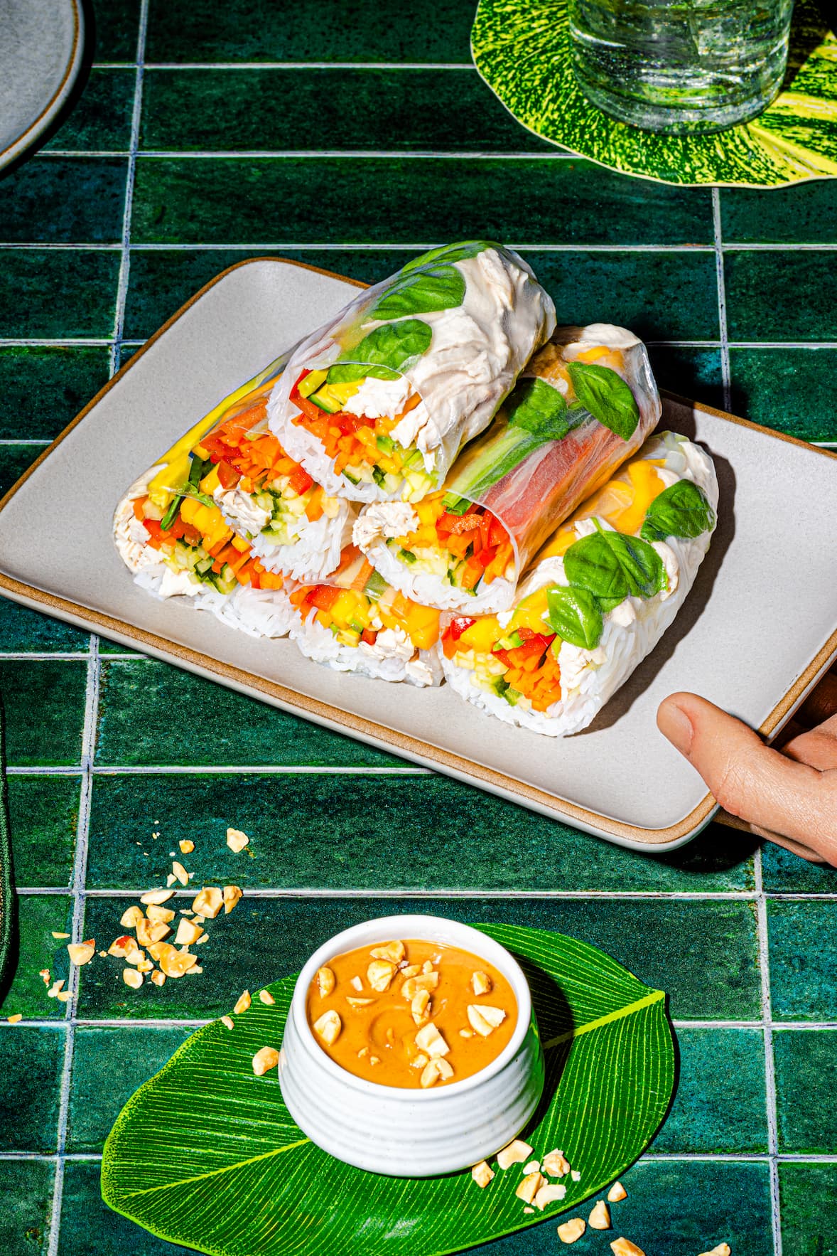 Recette de rouleaux de printemps au poulet avec sauce aux arachides