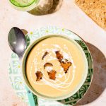 Potage aux panais et aux pommes
