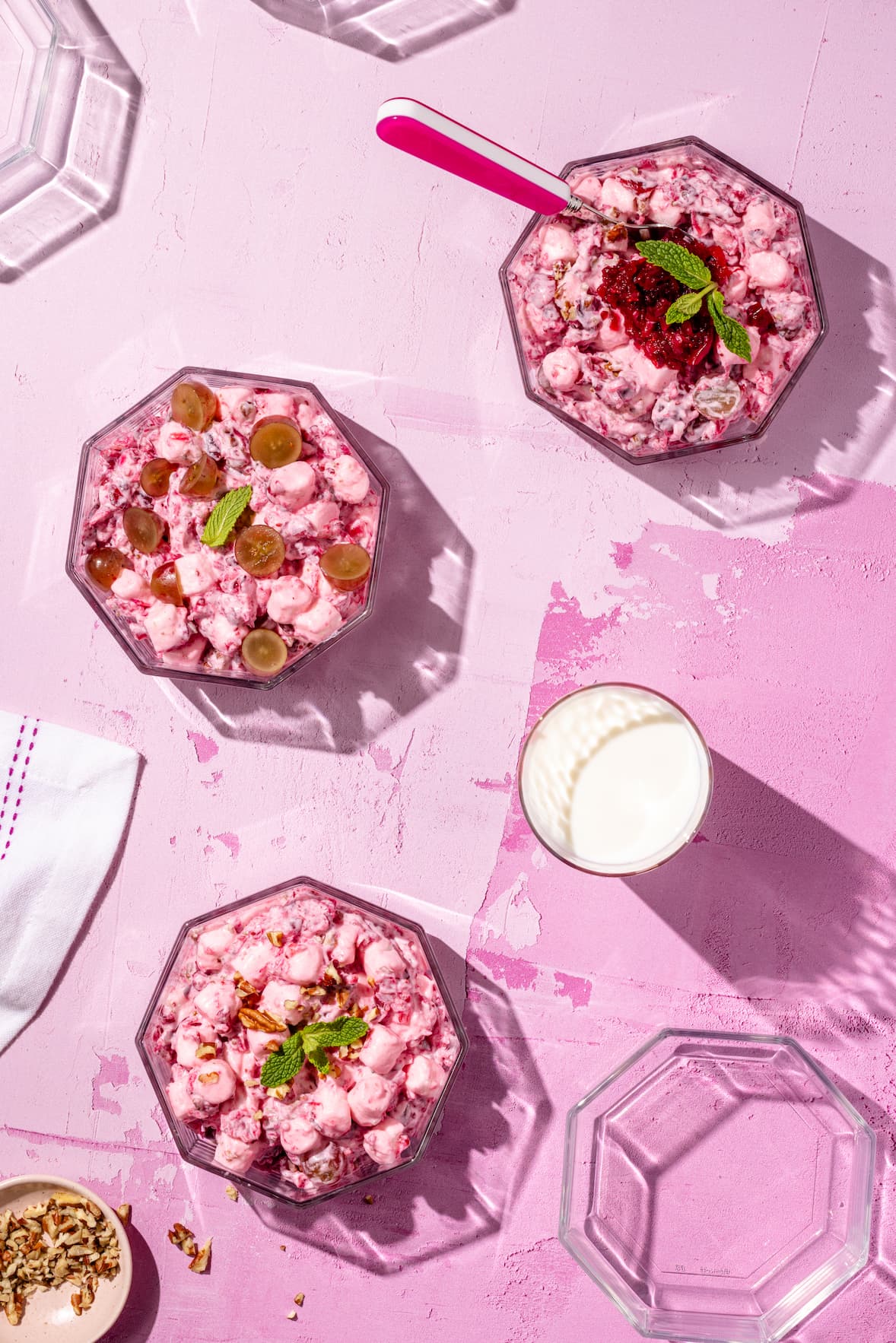 Salade fluff de canneberges et guimauves