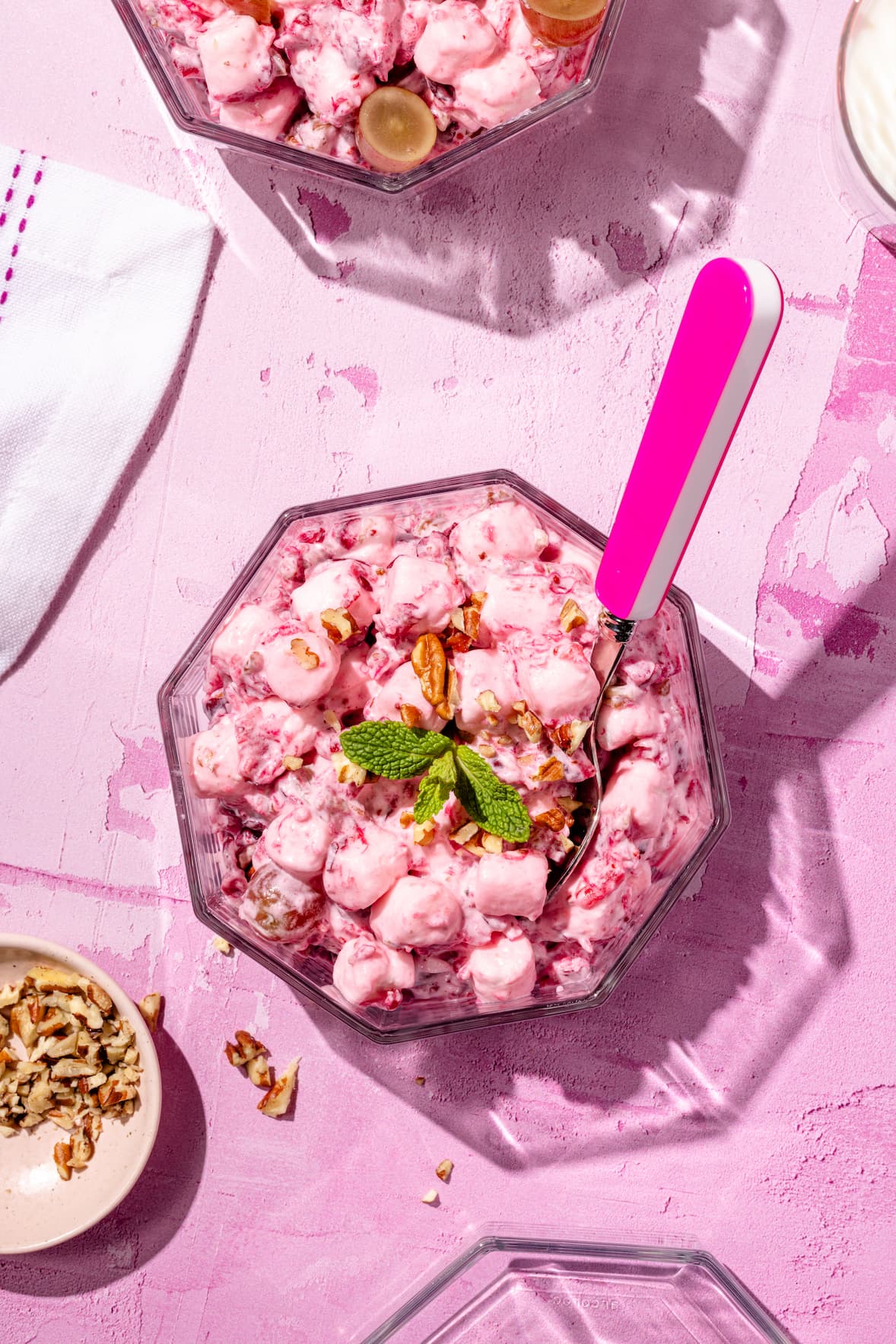 Salade fluff de canneberges et guimauves