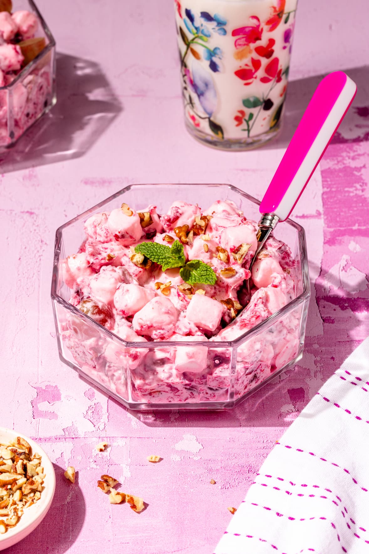 Salade fluff de canneberges et guimauves