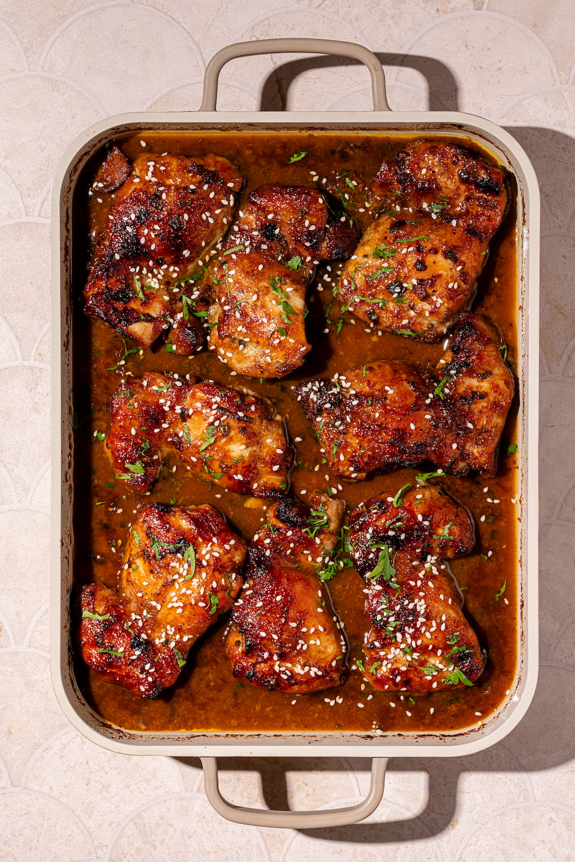 Hauts de cuisse de poulet au four à l'asiatique