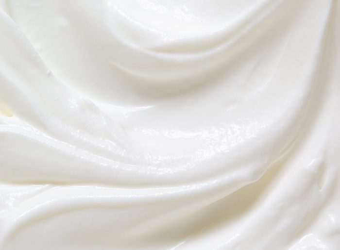 Yogourt grec : valeurs nutritives, calories, bienfaits santé, recettes et utilisations