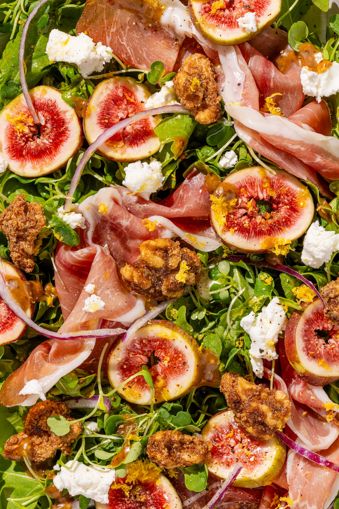 Salade de figues fraîches et fromage de chèvre