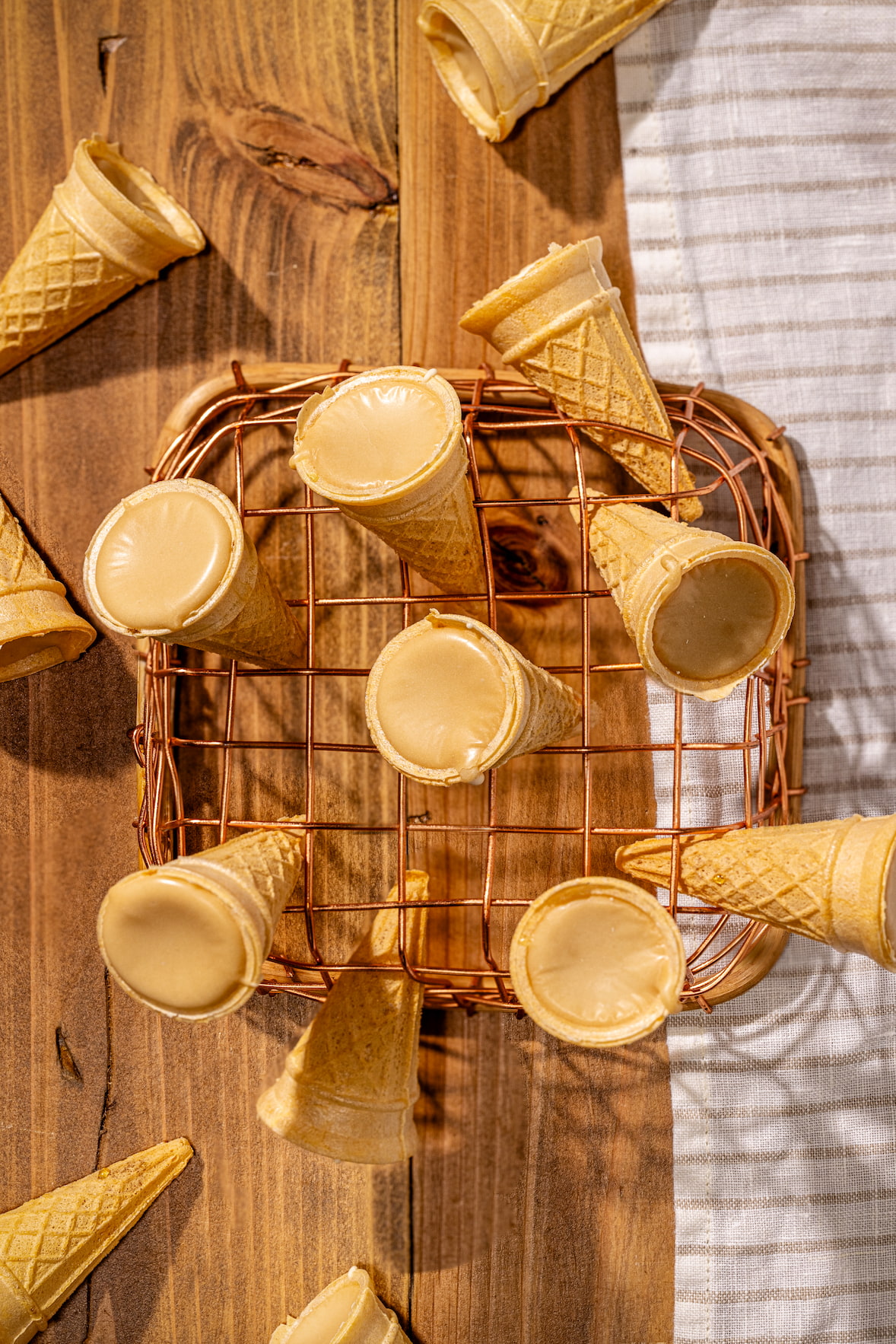 Mini-cornets au sucre fondants au sirop d’érable et guimauves