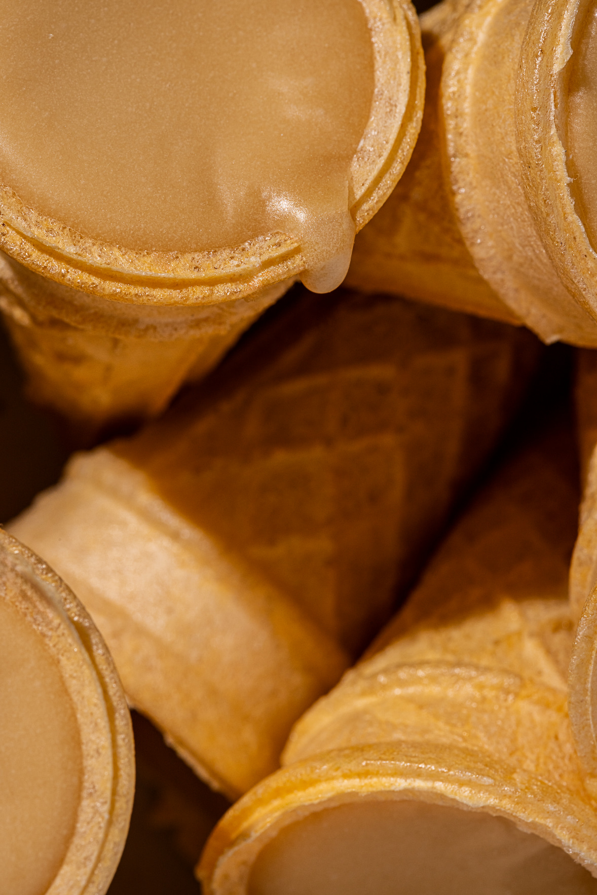 Mini-cornets au sucre fondants au sirop d’érable et guimauves