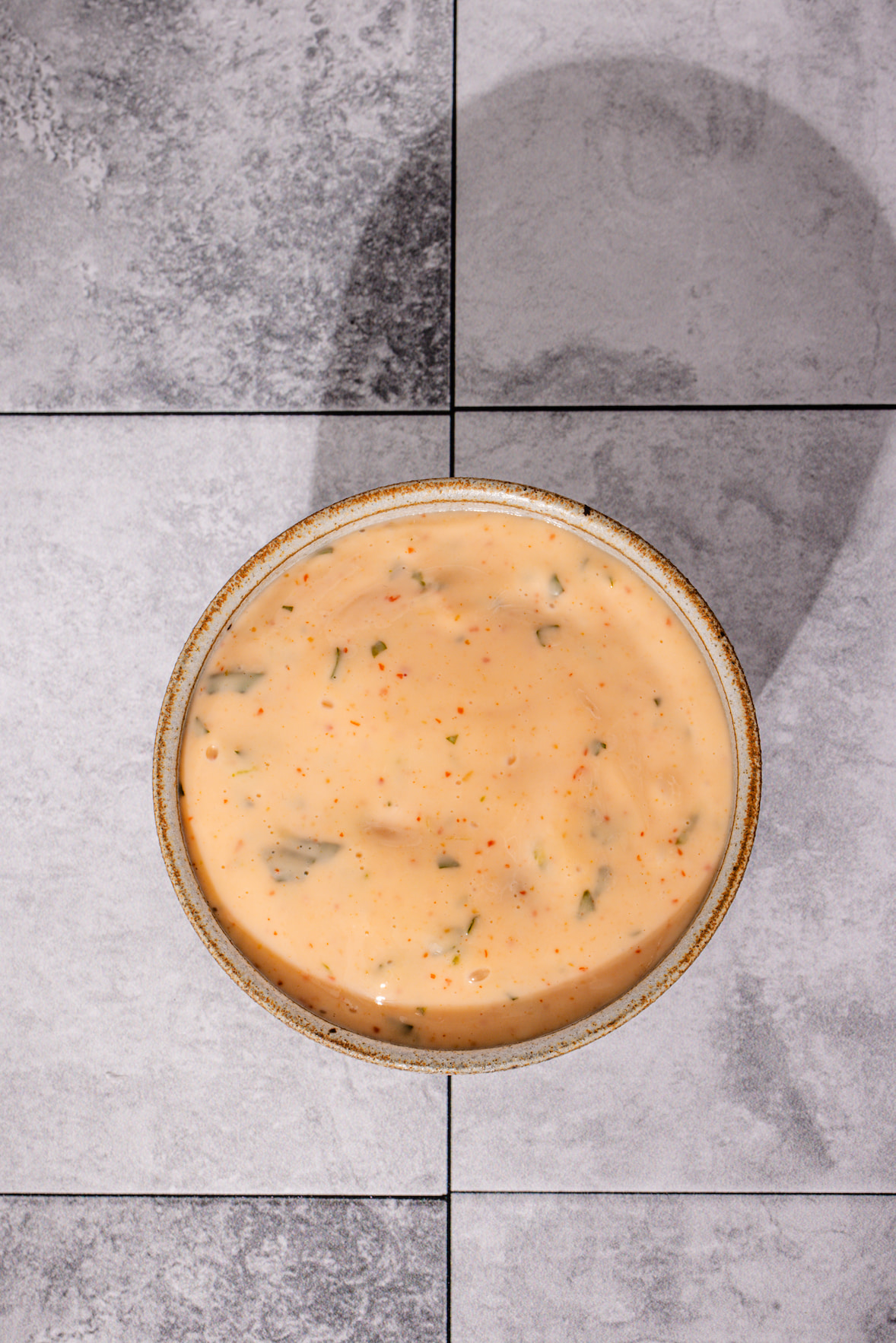 Sauce lime et Sriracha pour fondue