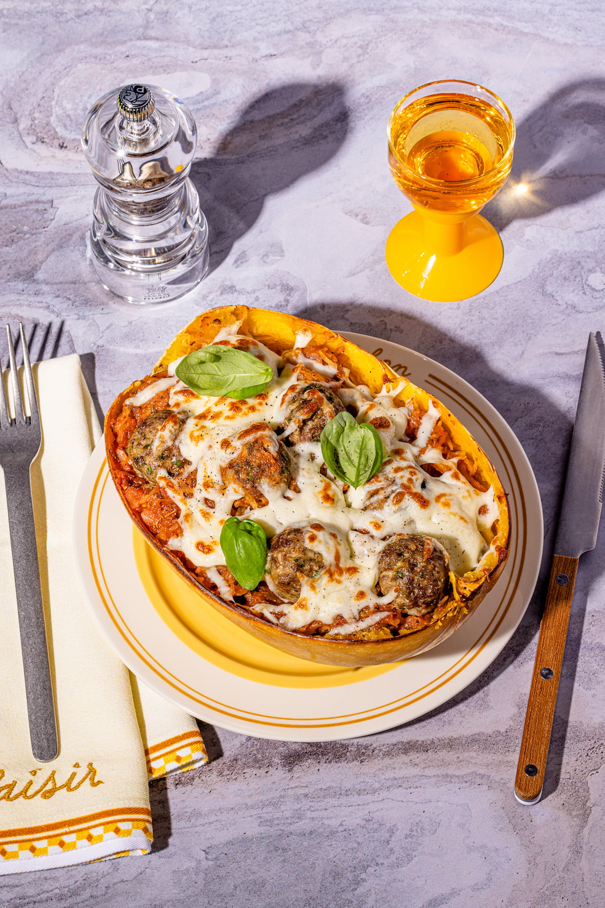 Courge spaghetti aux boulettes de viande