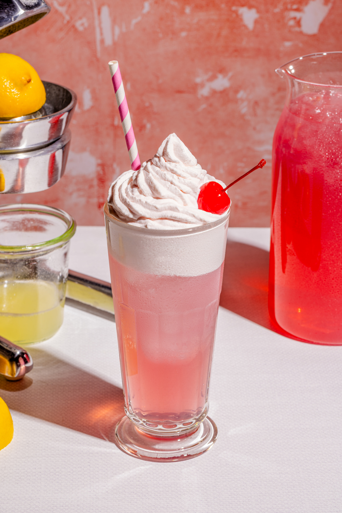 Limonade rose fouettée