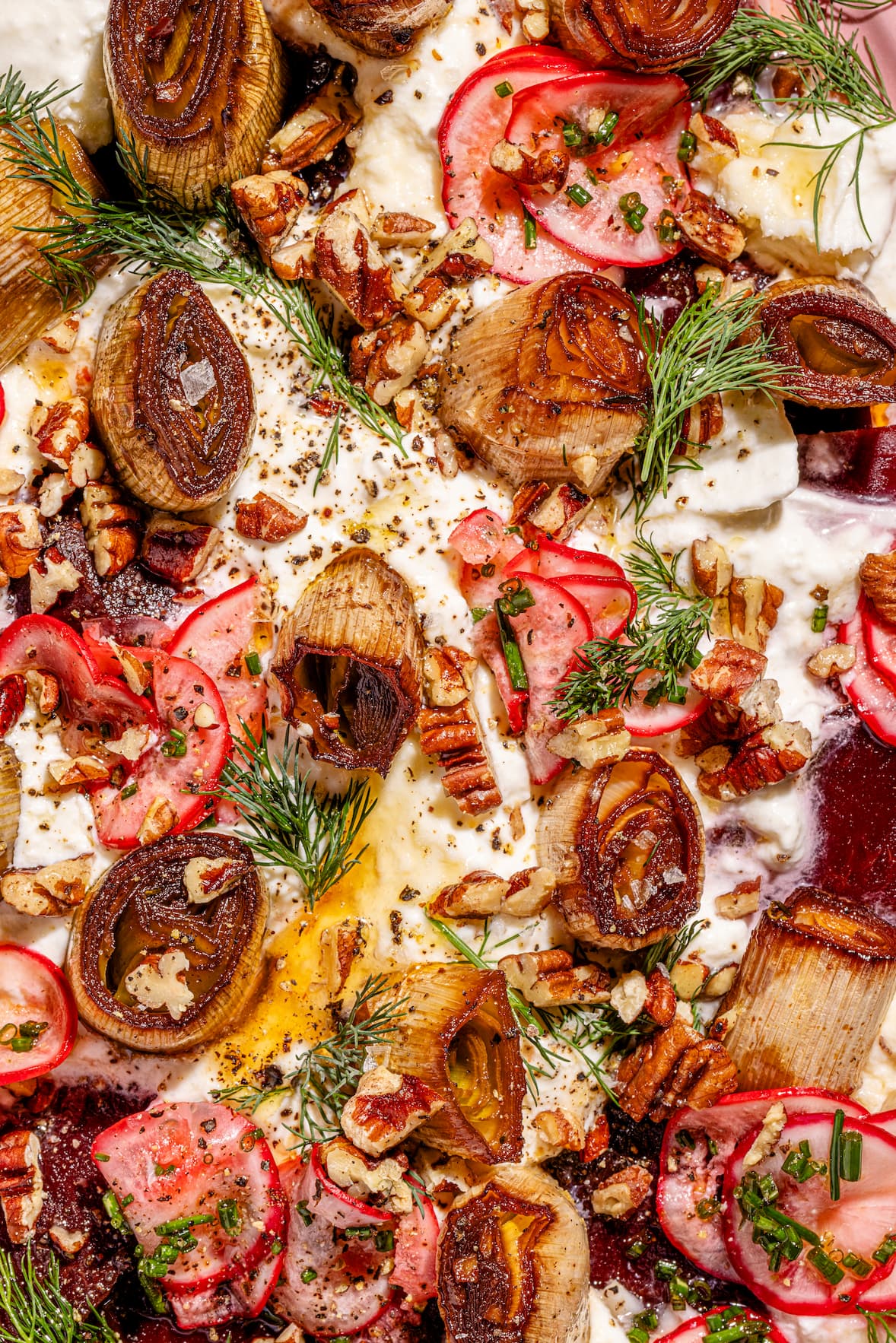 Burrata avec poireaux braisés et betteraves