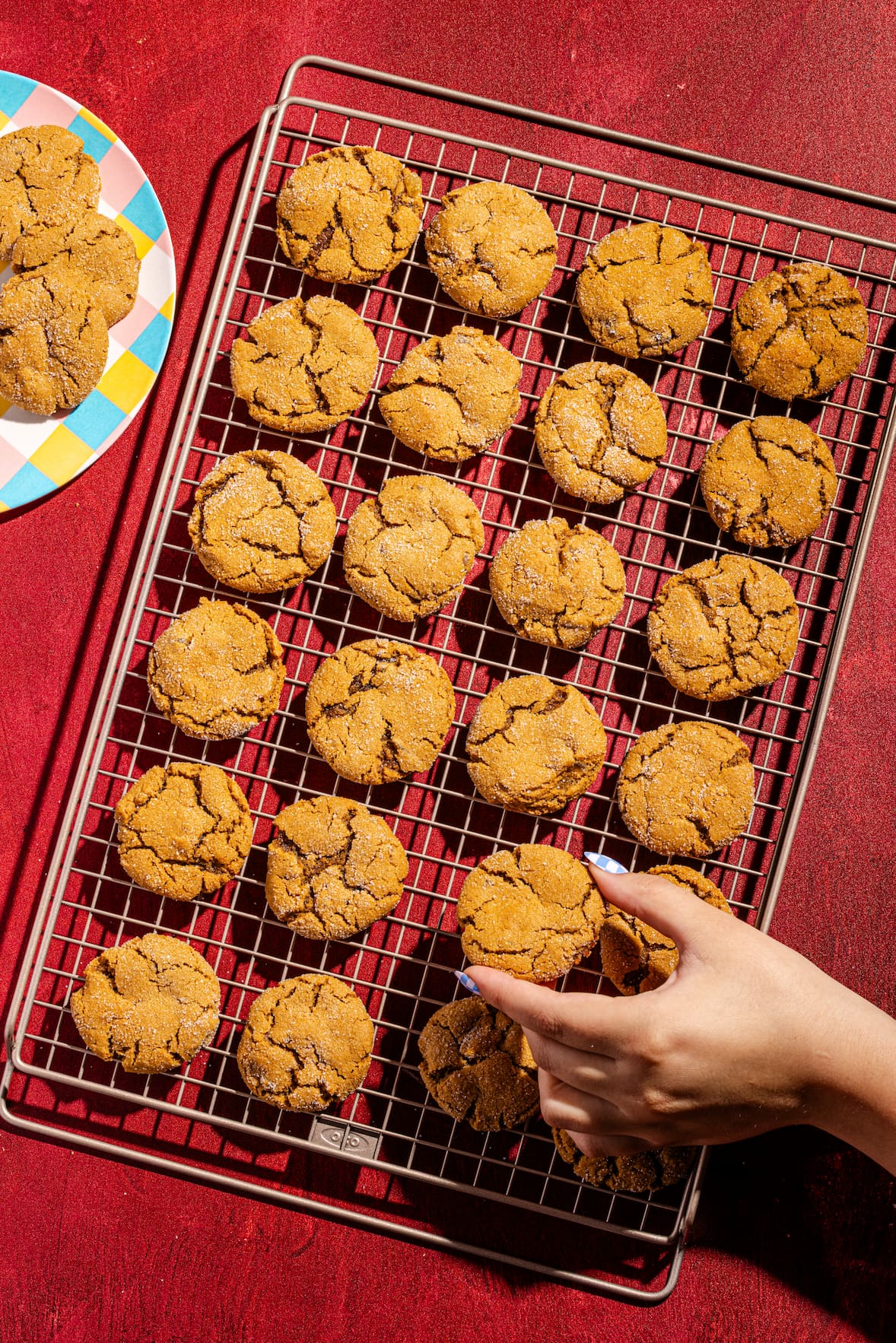Biscuits au double gingembre maison moelleux aux épices et à la mélasse