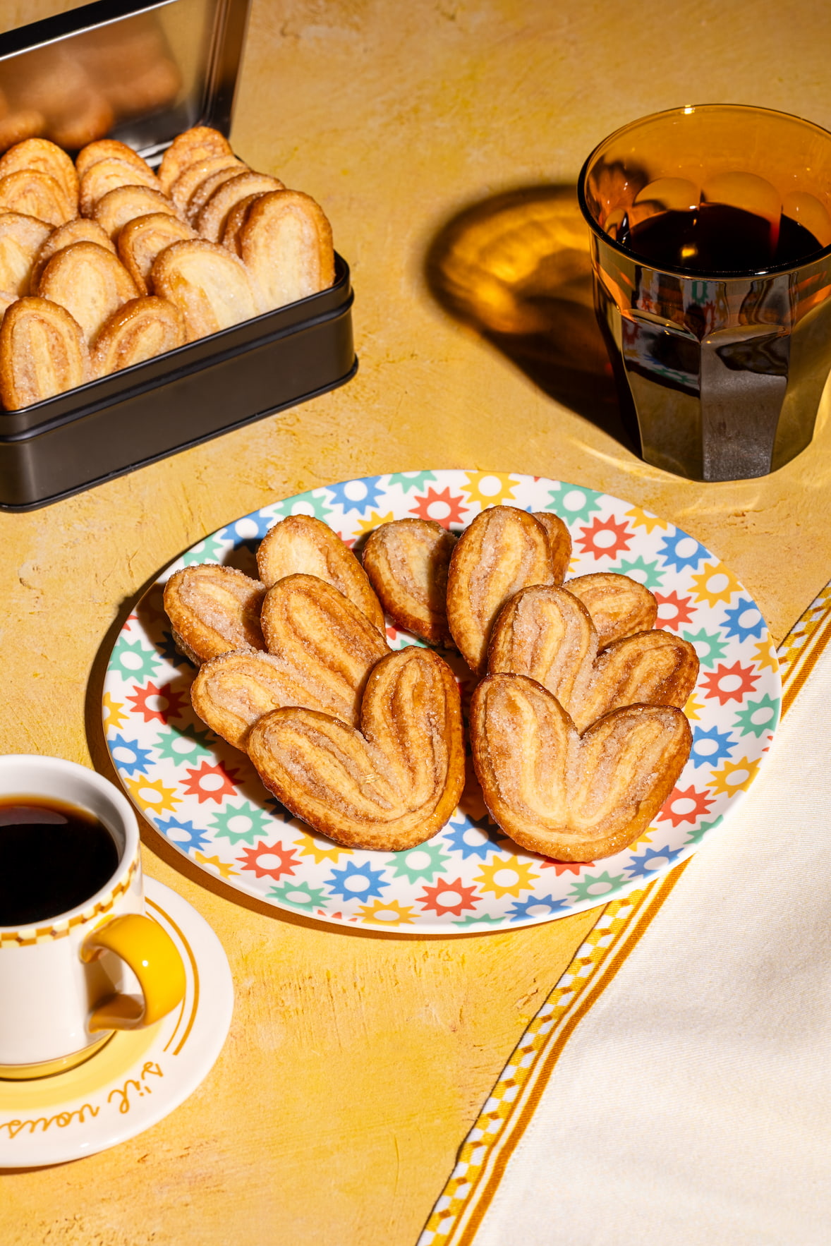 Palmiers feuilletés maison, biscuits simples et dorés au sucre
