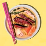 Soupe ramen avec bavette de boeuf marinée