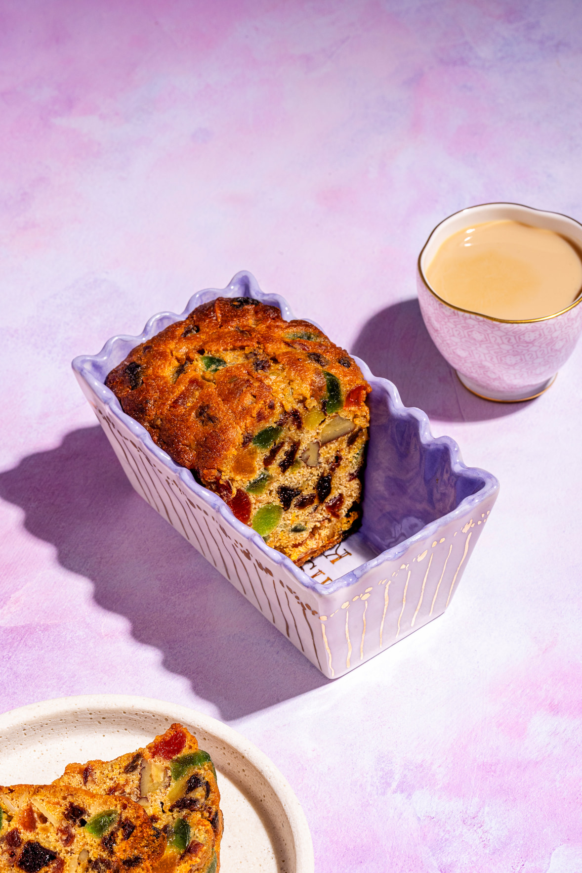 Petits gâteaux aux fruits de grand-mère traditionnels aux fruits macérés maison