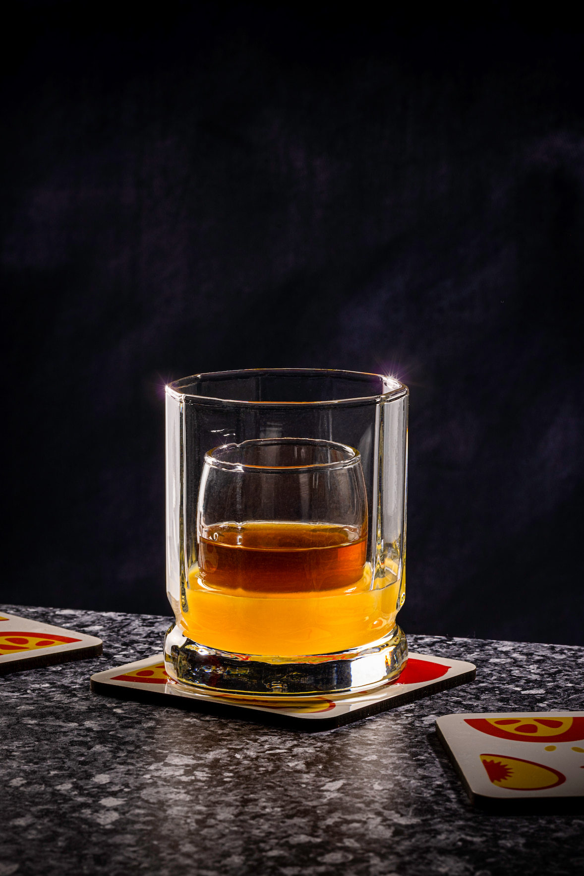 Uppercut shot simple servi en shot punché au jus d’orange