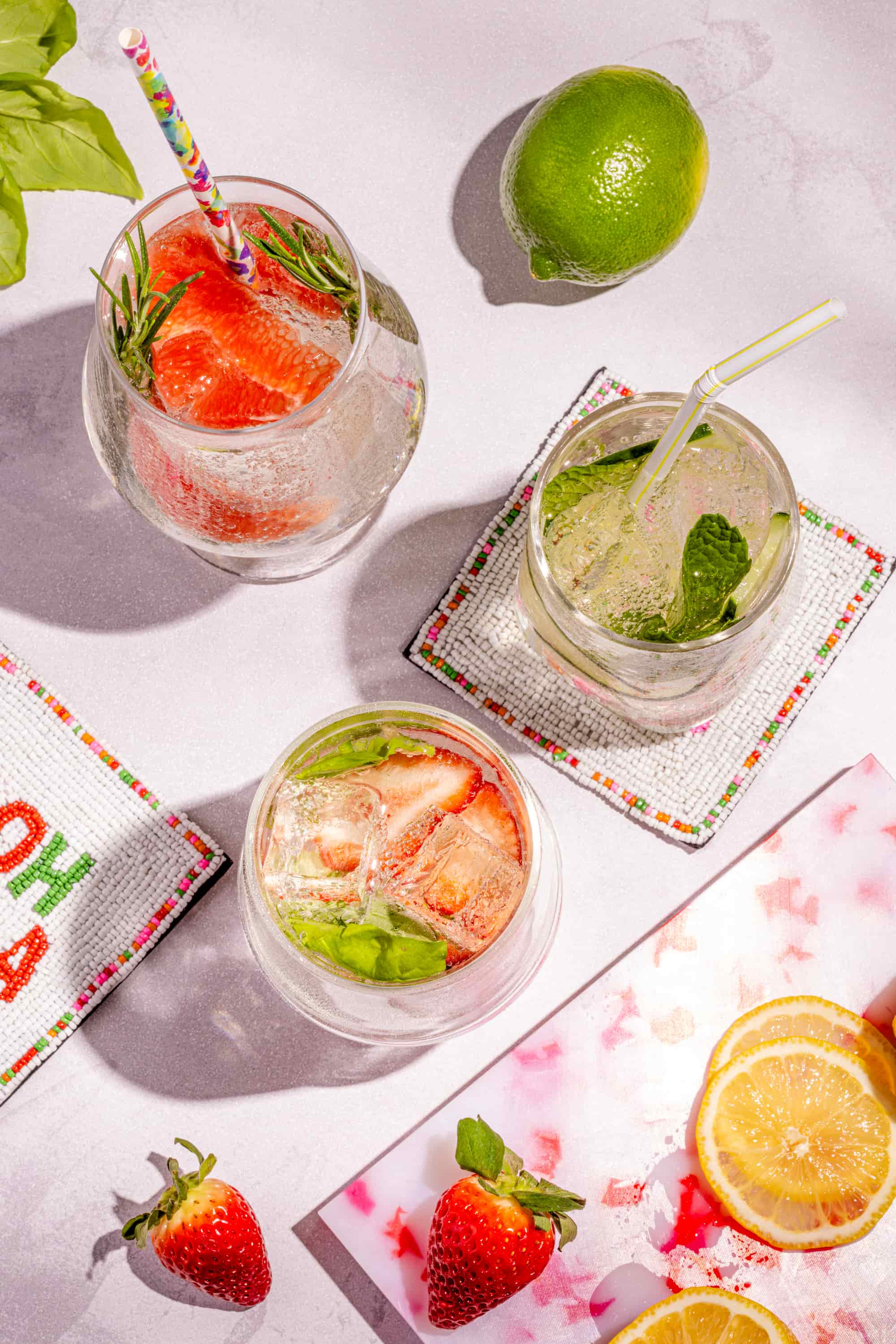 Eau pétillante maison et variantes aromatisées