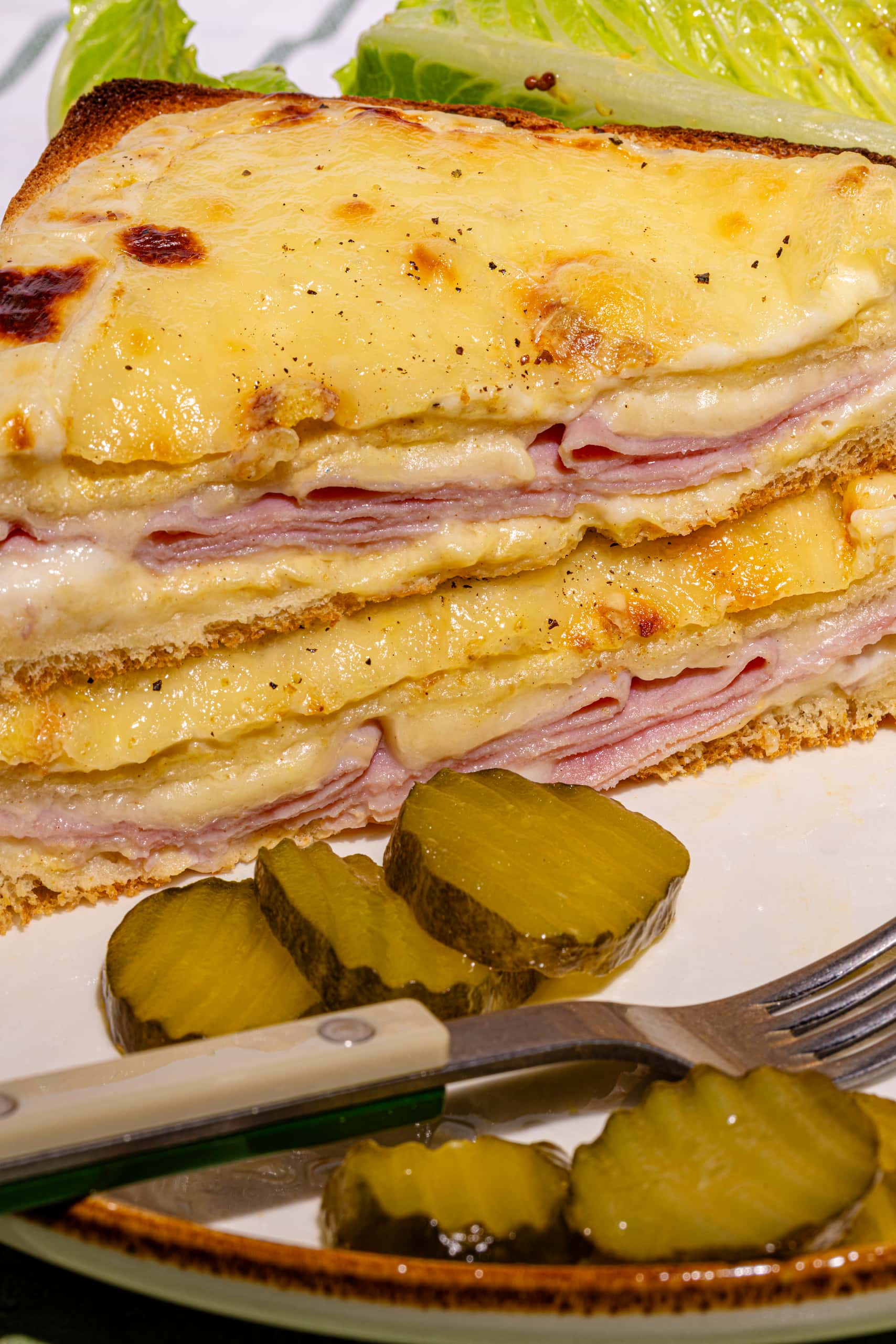 La meilleure recette de croque-monsieur au four avec béchamel gratinée et jambon