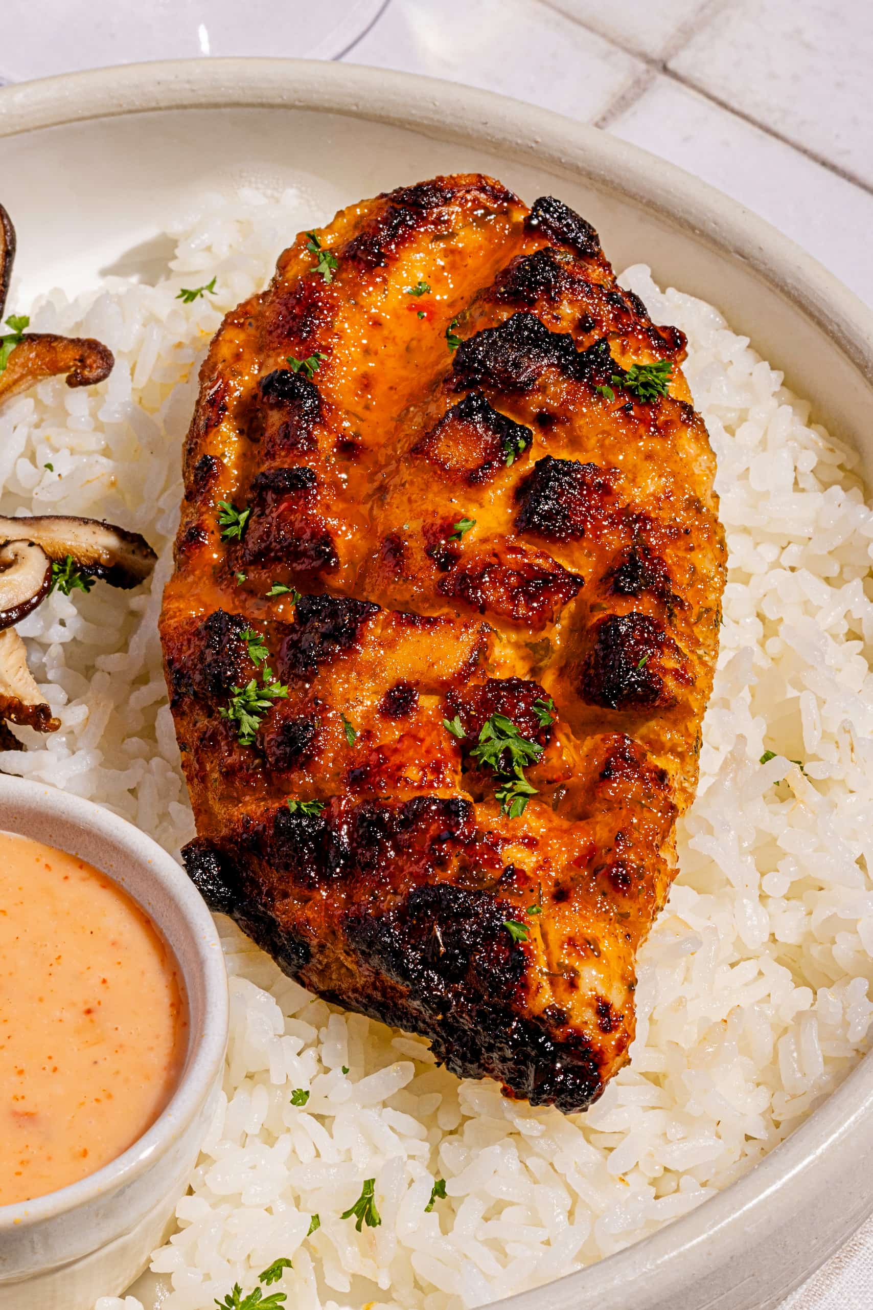 Poitrines de poulet Bang Bang à la friteuse à air ultra juteuses et faciles