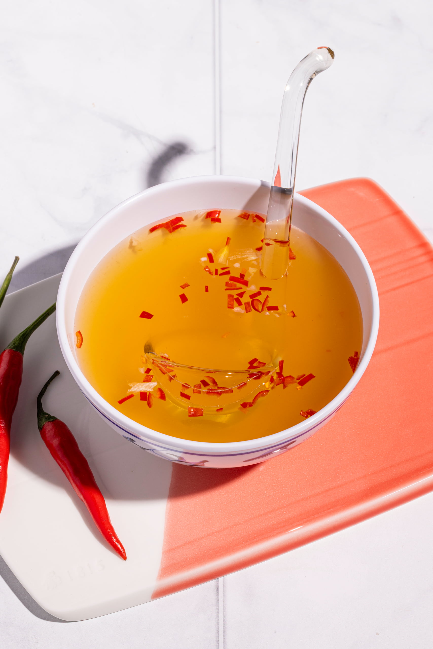 Sauce nuoc-cham vietnamienne maison facile (parfaite pour rouleaux et bols)