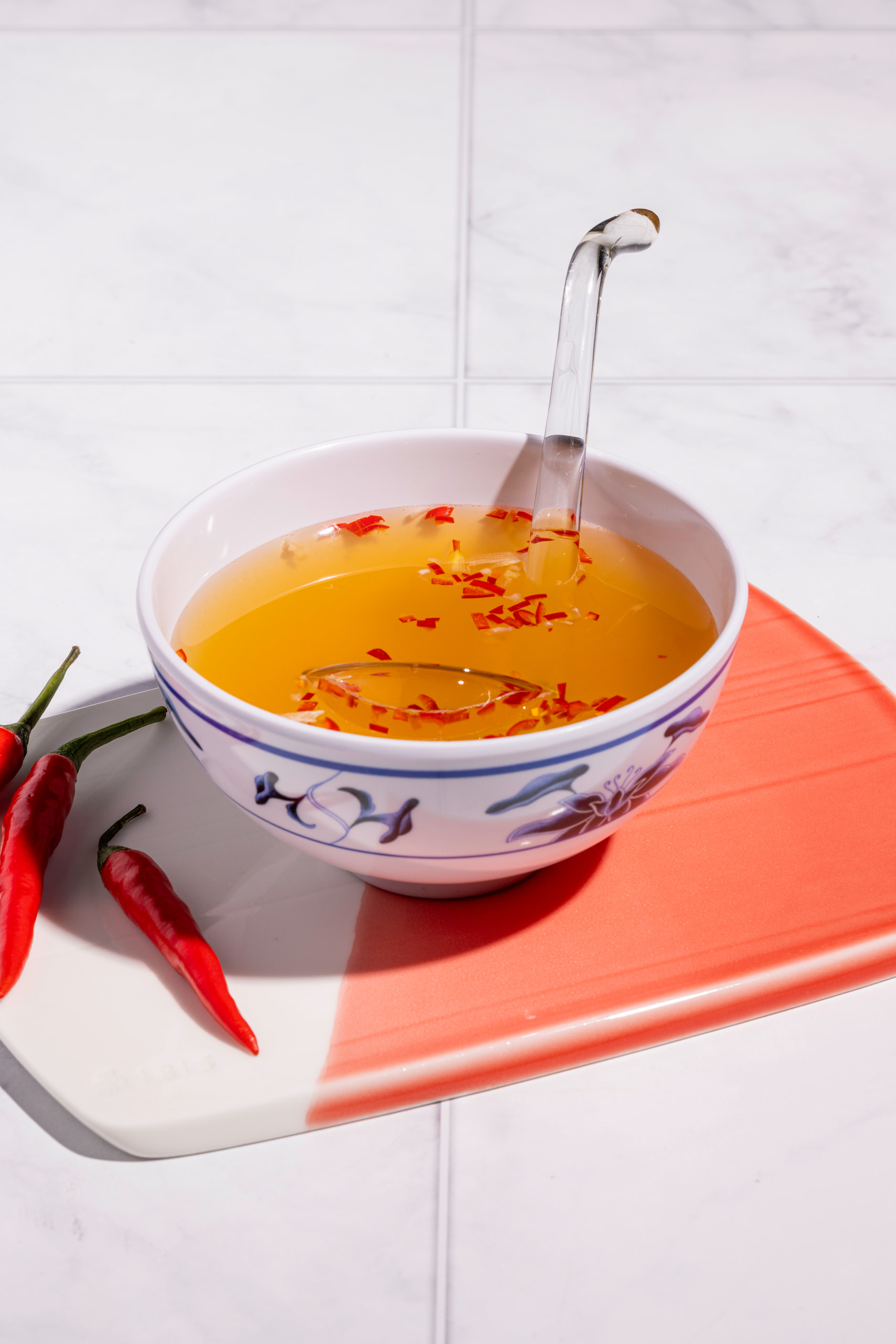 Sauce nuoc-cham vietnamienne maison facile (parfaite pour rouleaux et bols)