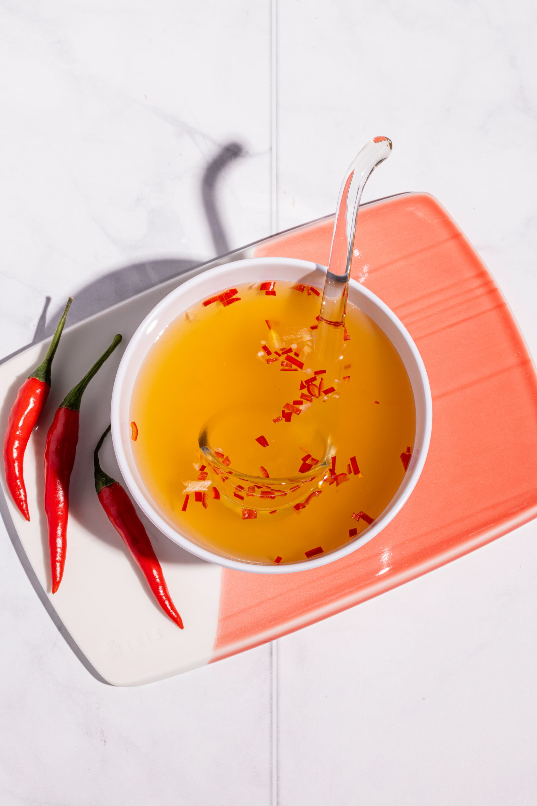 Sauce nuoc-cham vietnamienne maison facile (parfaite pour rouleaux et bols)