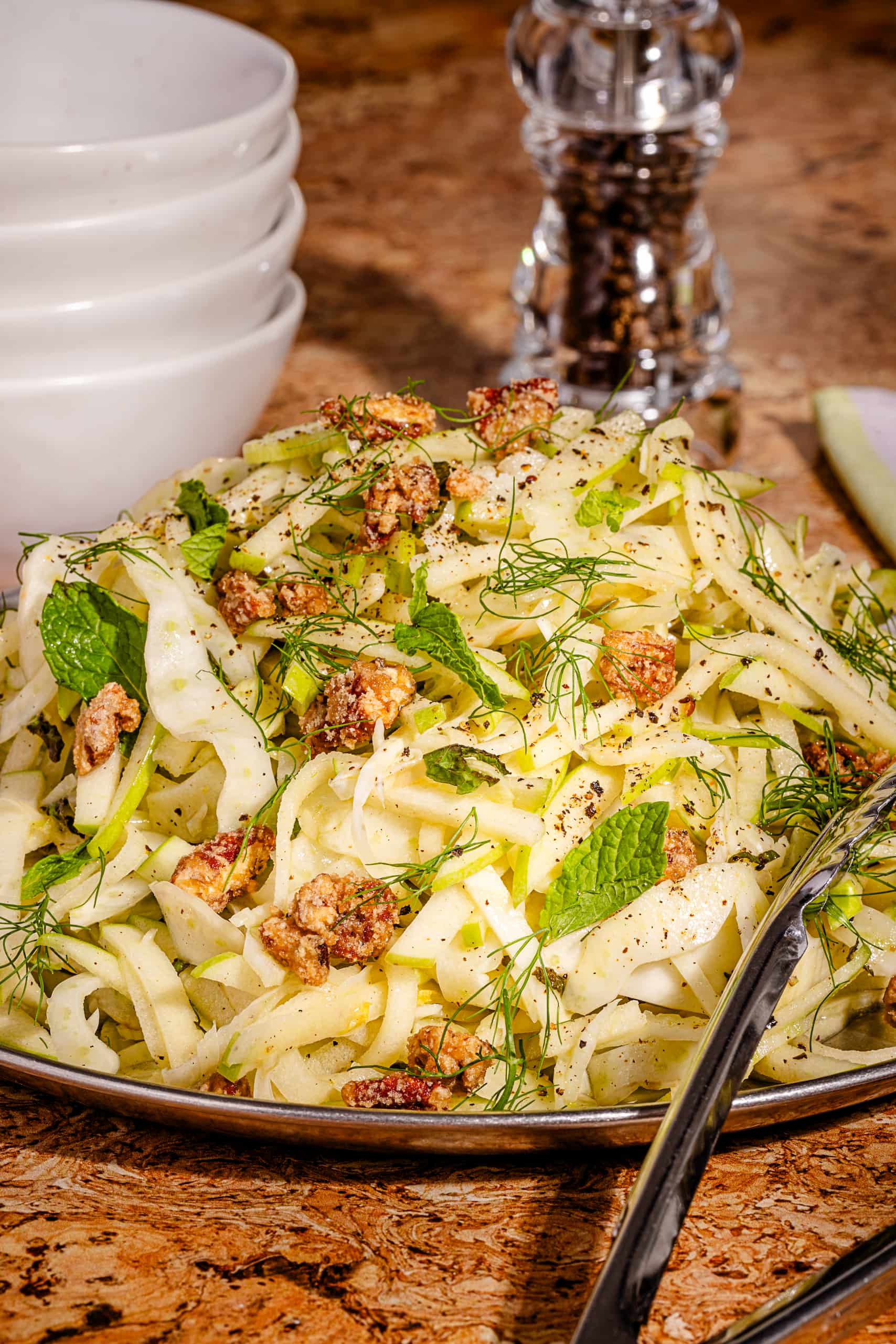 Salade de fenouil et pomme verte aux pacanes sablées et vinaigrette au sirop d'érable