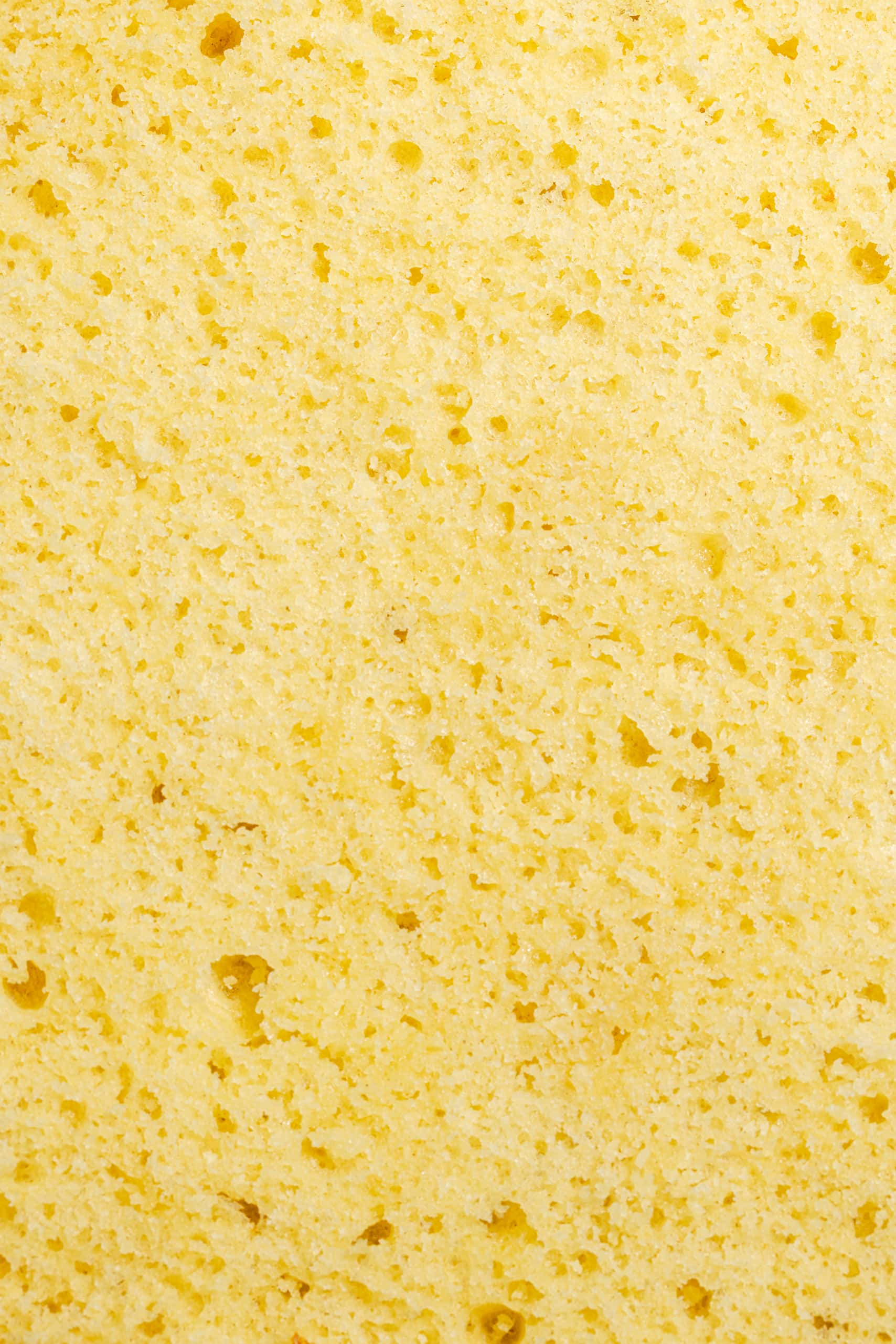 Gâteau éponge à la vanille à la mie moelleuse et aérienne, dessert maison facile