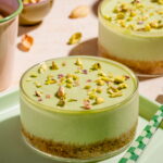 Crème protéinée à la pistache façon cheesecake