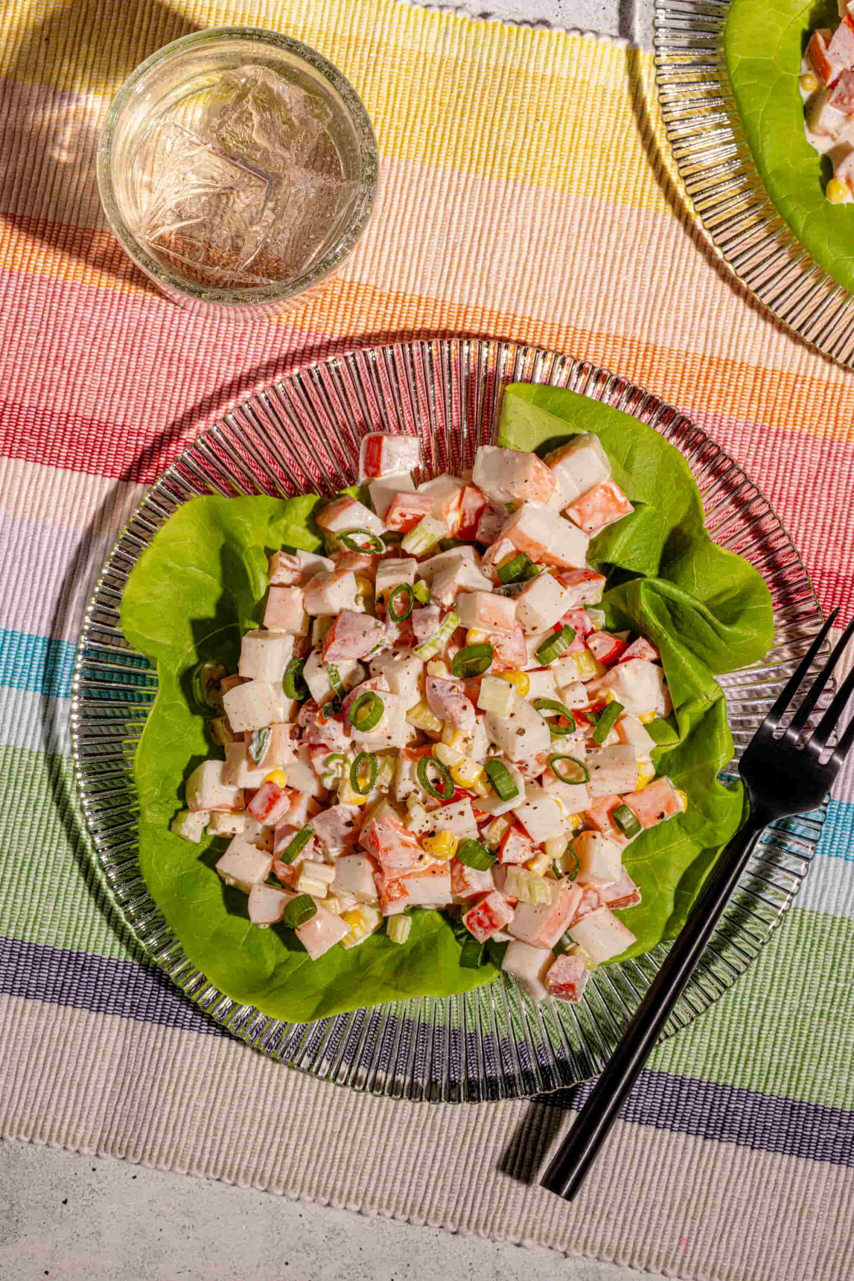 Recette simple de salade de goberge dans une feuille de laitue