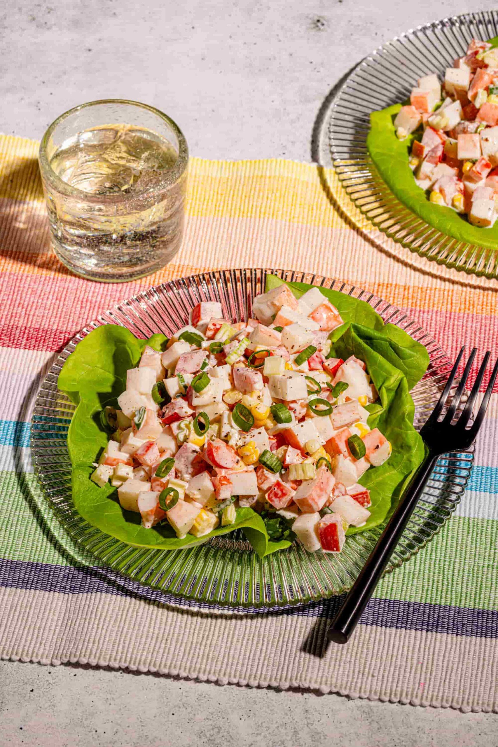 Recette simple de salade de goberge dans une feuille de laitue