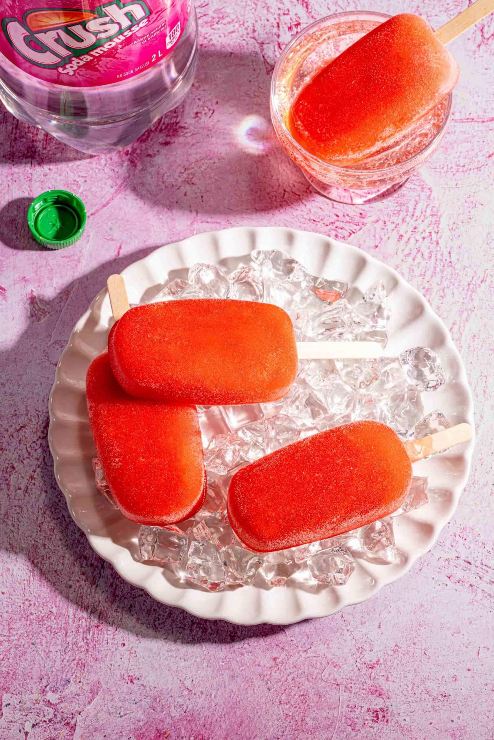 Recette de pops à la crème soda et à la purée de fraises pour les enfants