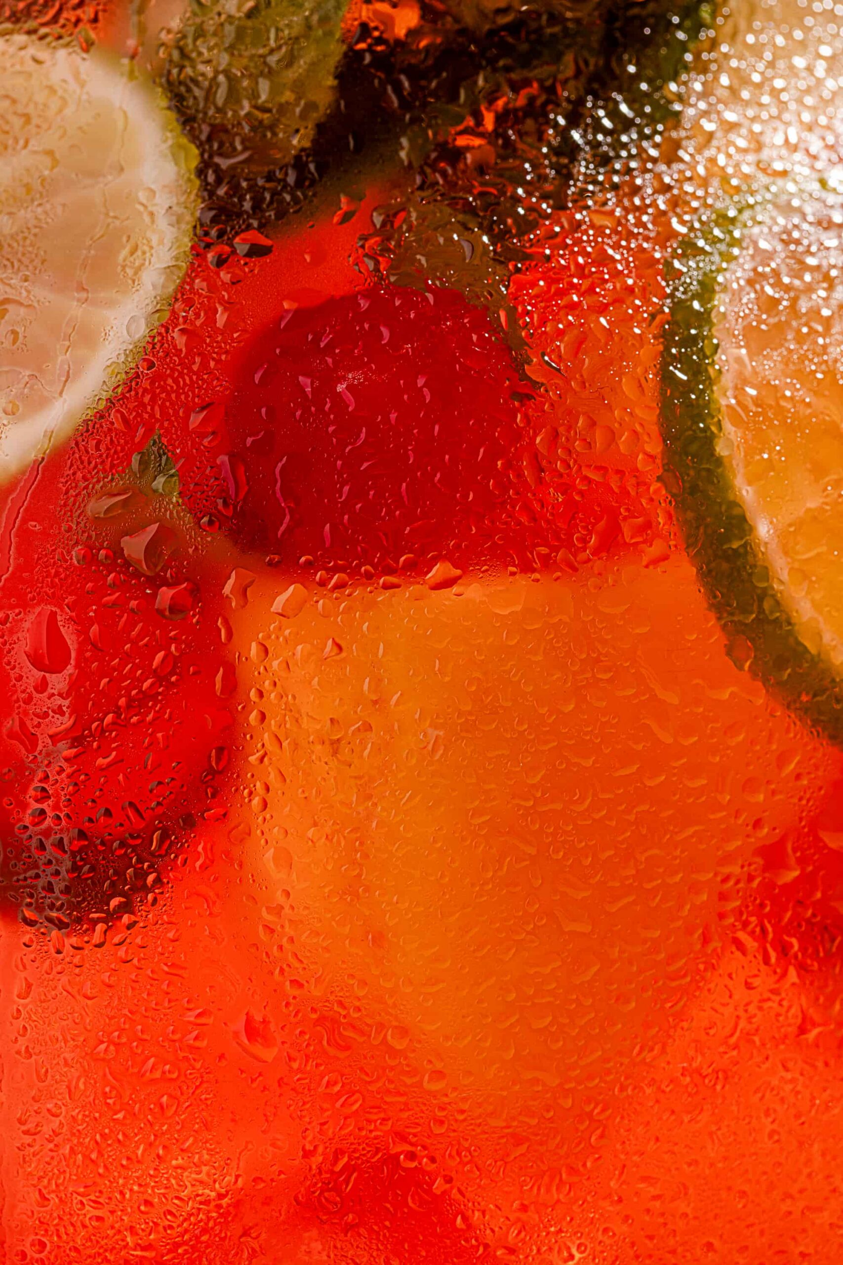 Pichet de sangria tropicale à l'ananas et au coco