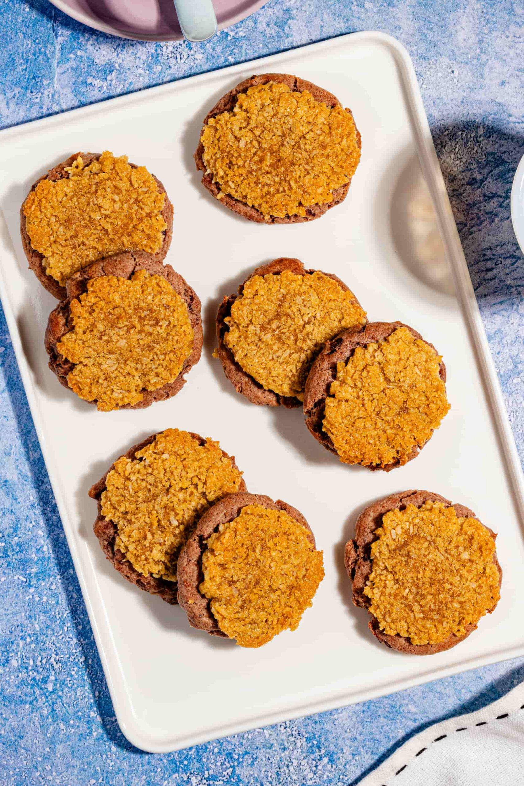 Biscuits Reine Élisabeth moelleux aux dattes et garniture coco caramélisée