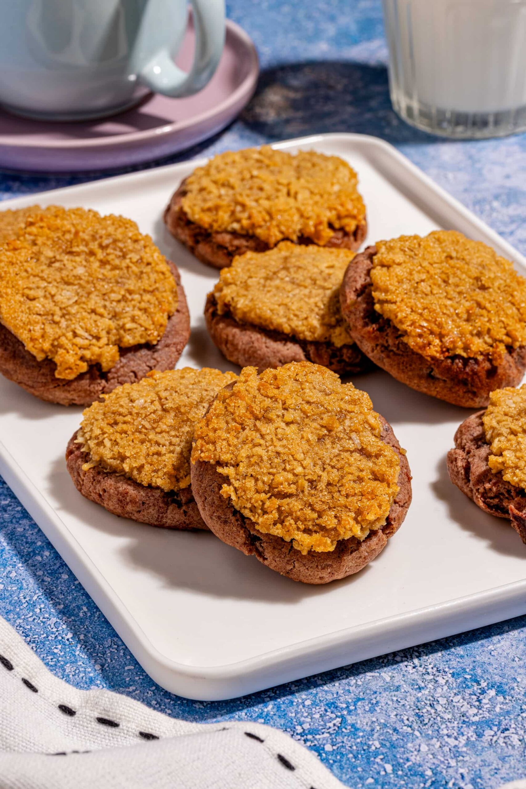Biscuits Reine Élisabeth moelleux aux dattes et garniture coco caramélisée