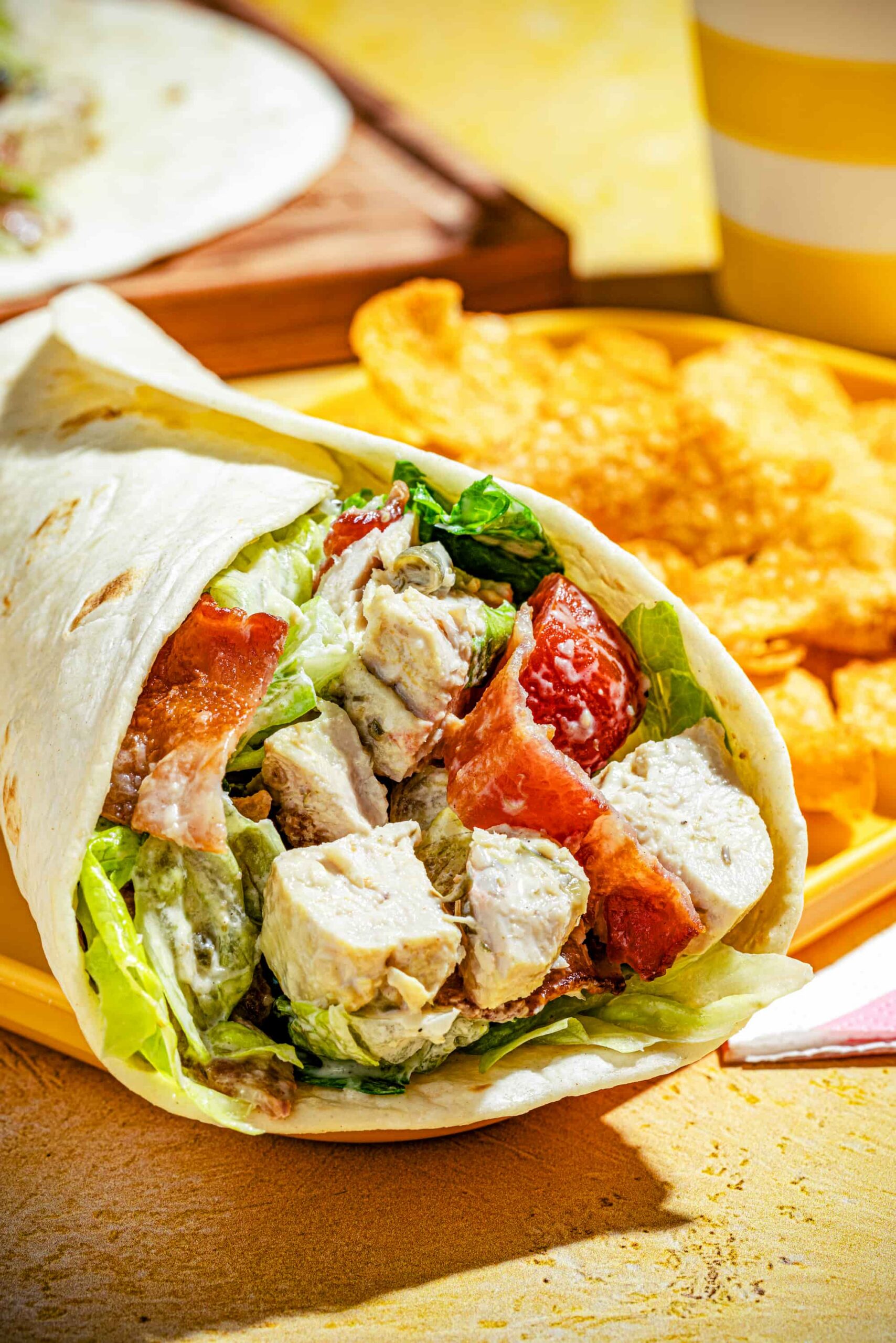 Wrap au poulet César réconfortant
